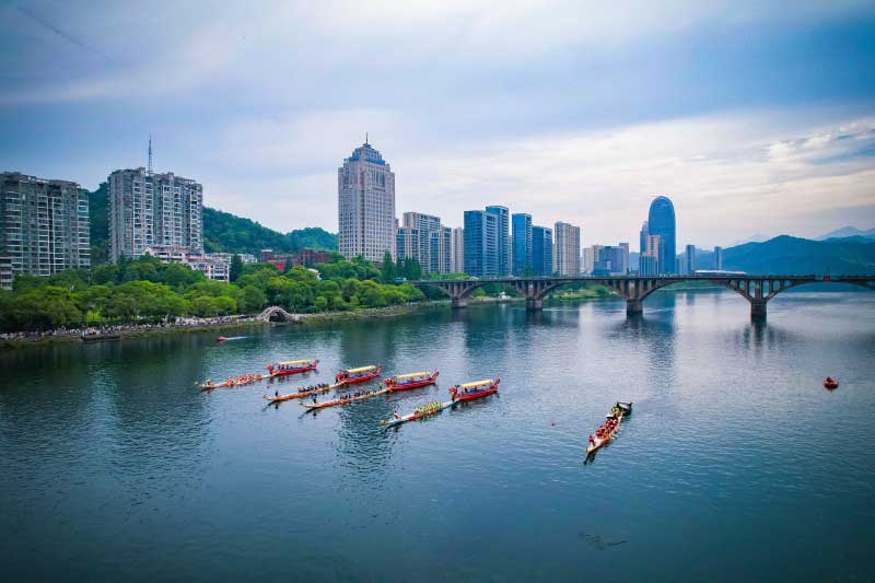 1749023980721534COlu.jpg DJI_0106.jpg